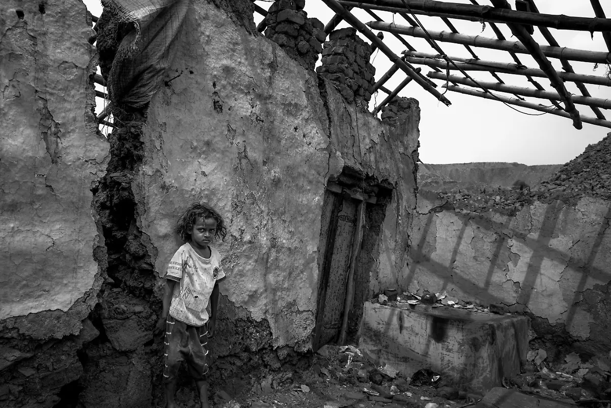 12 - Childhood in Ruins